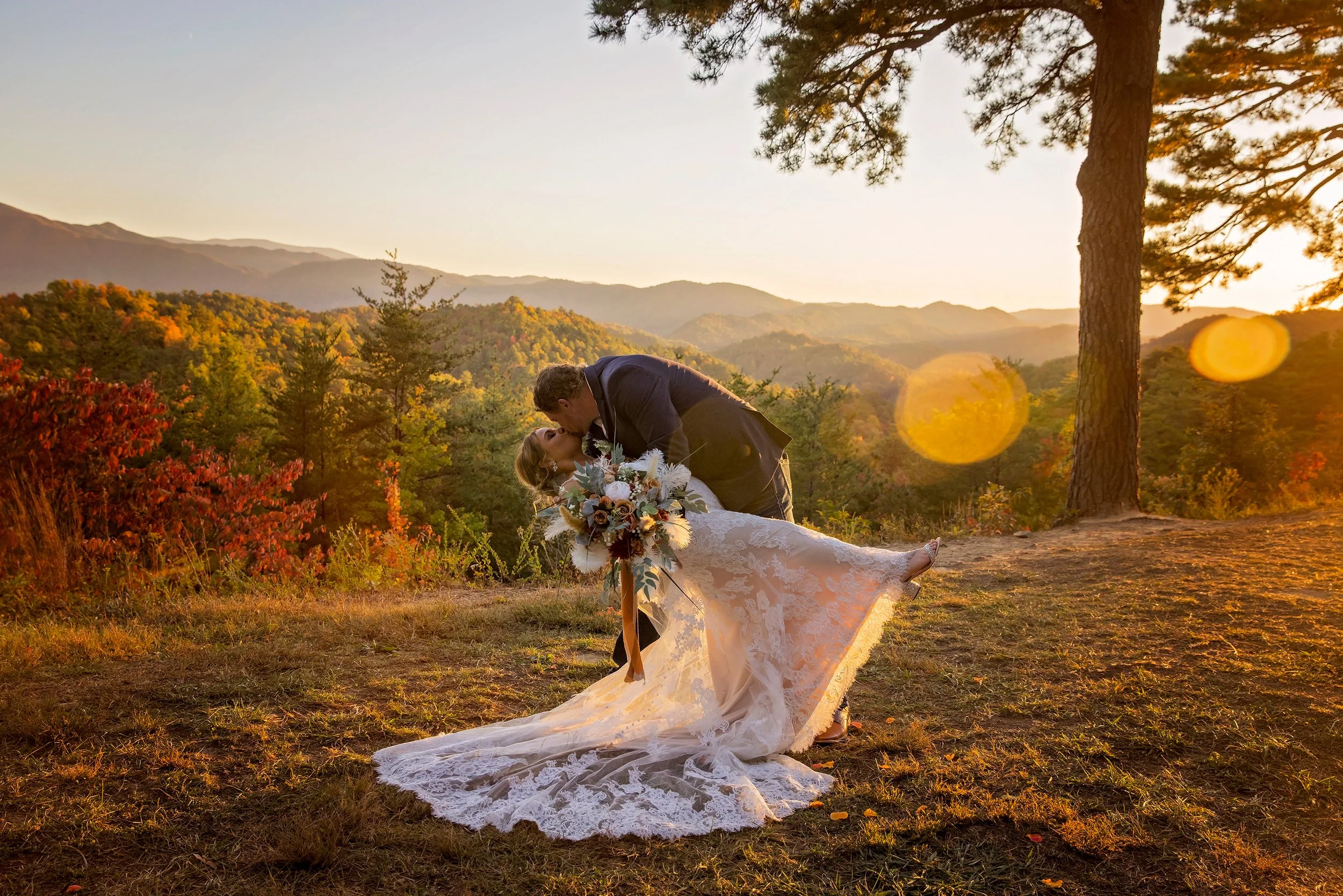 All-Inclusive Gatlinburg Elopement Packages | Effortless Smoky Mountain All-Inclusive Gatlinburg Elopement Packages | Effortless Smoky Mountain