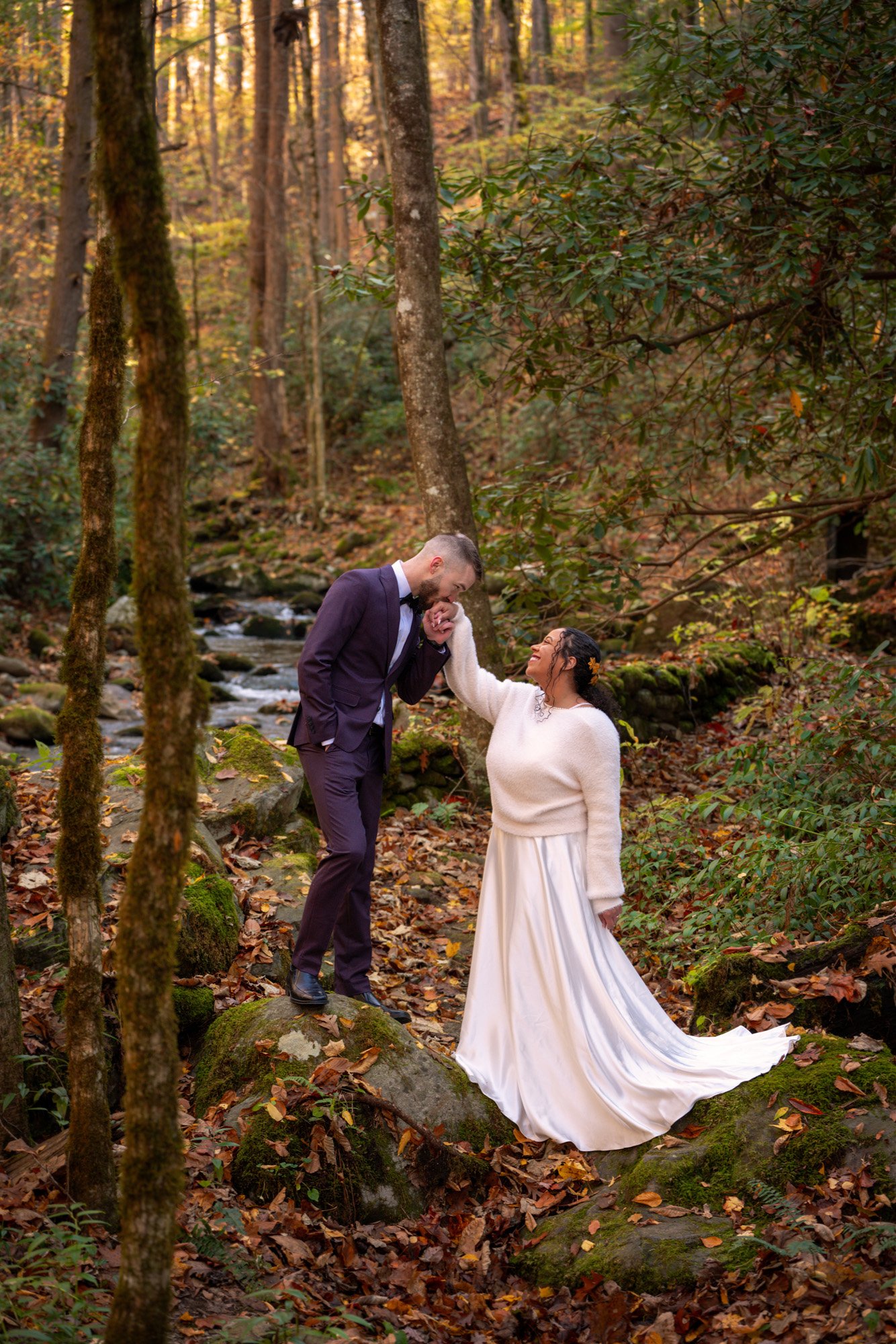 Effortless-elopements-gatlinburg-elopement137_20231101_Jared & Kenna_Whitney A. Conley.jpg