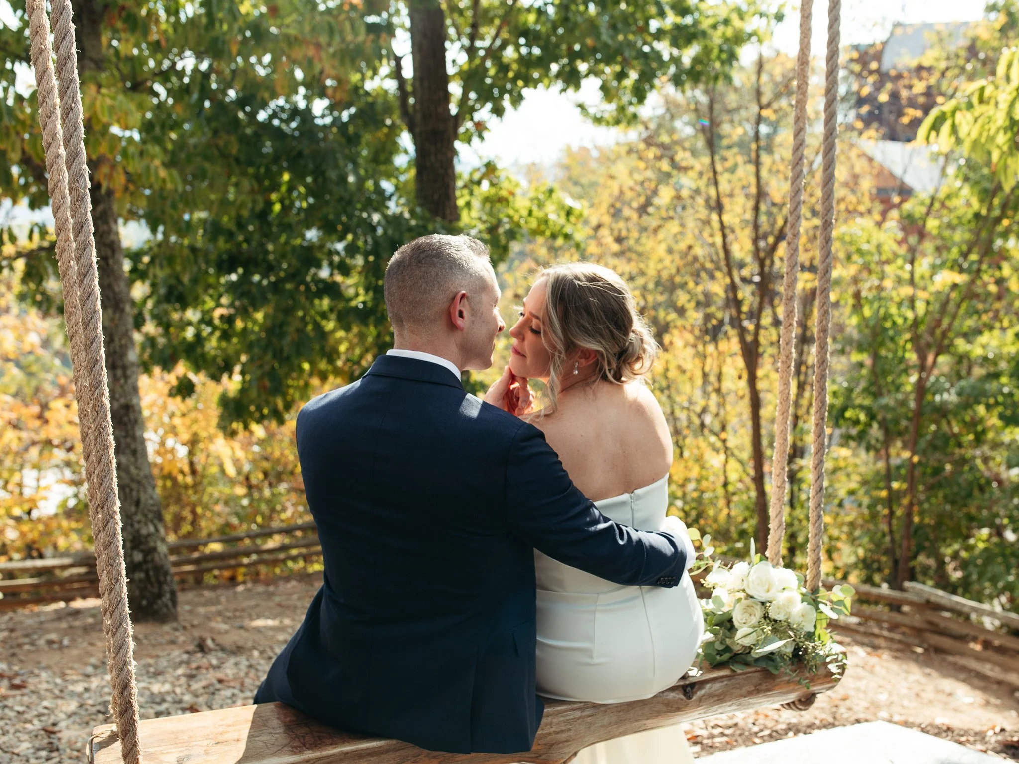 Pigeon-forge-garden-elopement-effortless-elopements-09.jpg