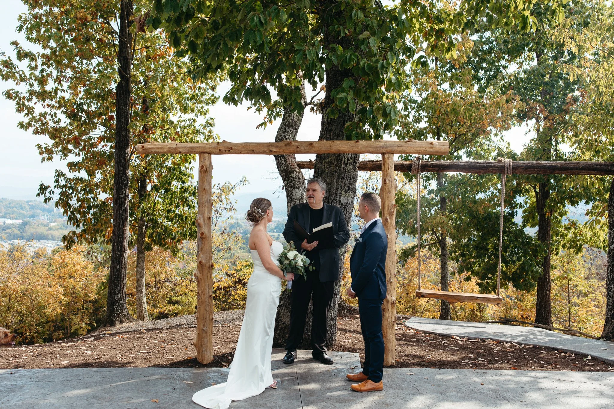 Pigeon-forge-garden-elopement-effortless-elopements-13.jpg