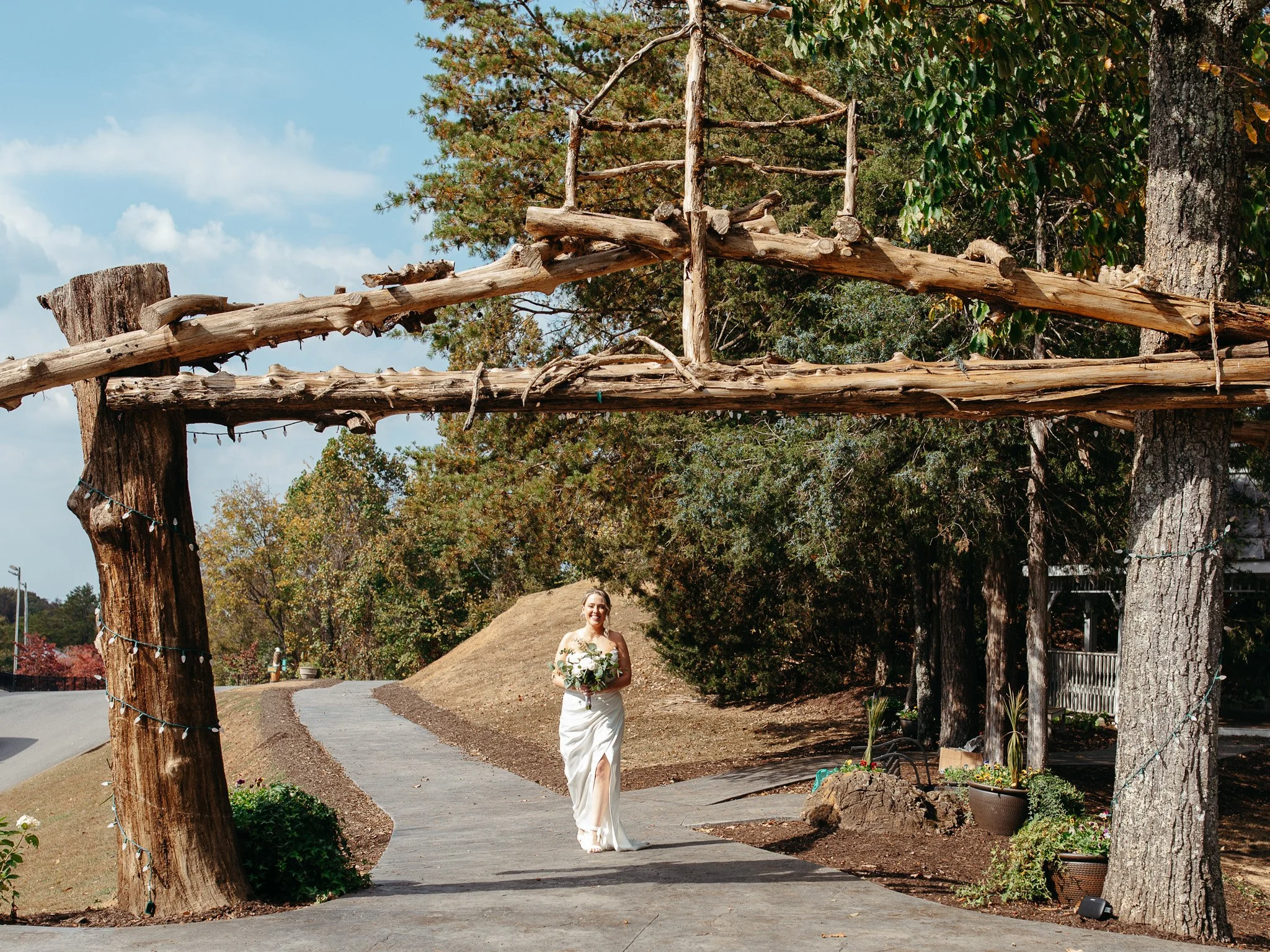 Pigeon-forge-garden-elopement-effortless-elopements-14.jpg