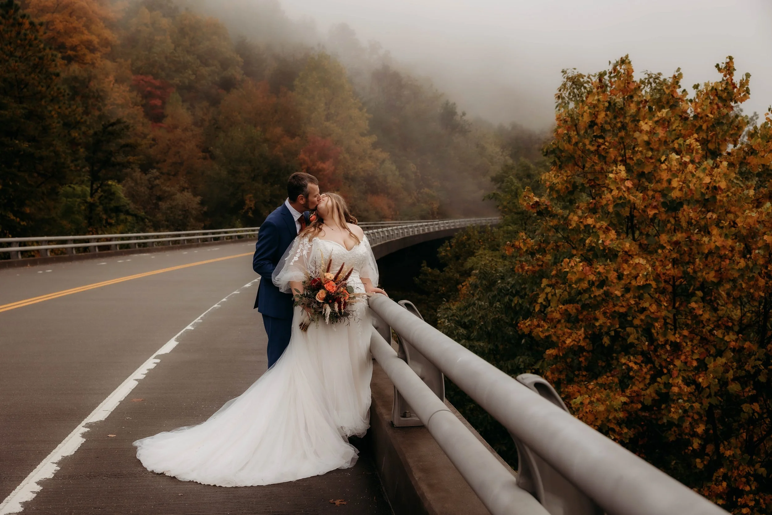 Foothills-parkway-elopement-34.jpg