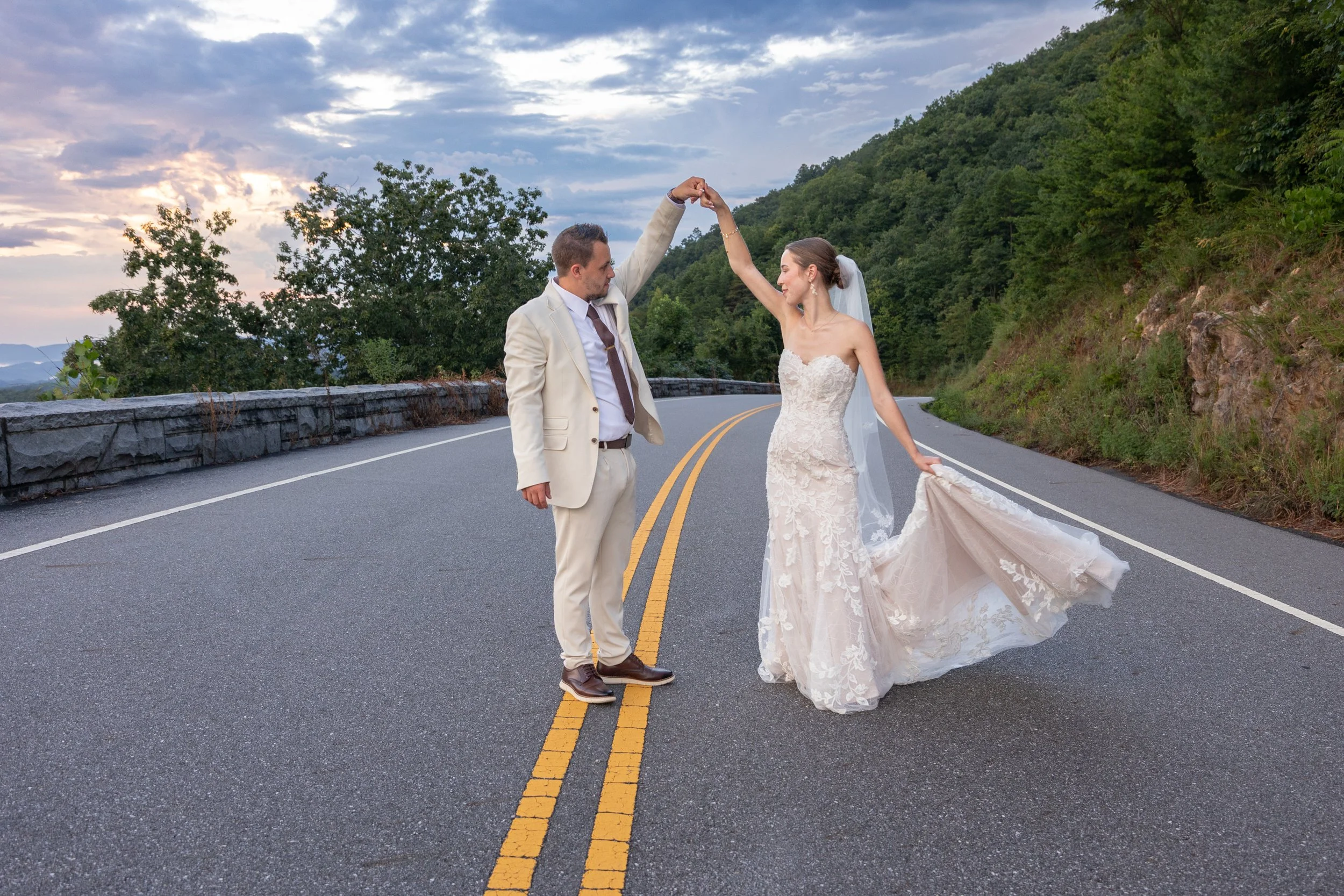 Foothills-parkway-elopement-46.jpg