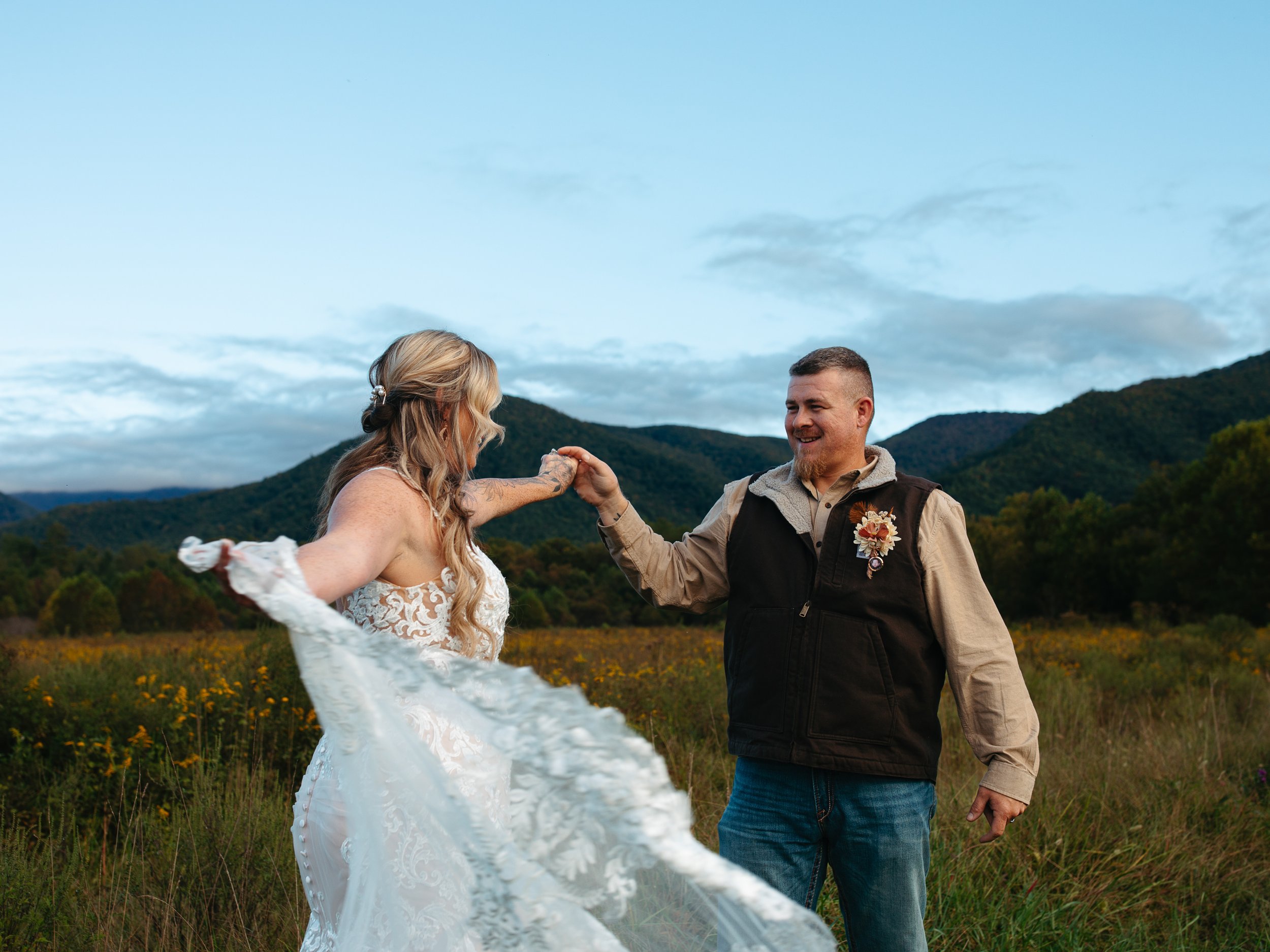 Cades Cove Elopements-02.jpg