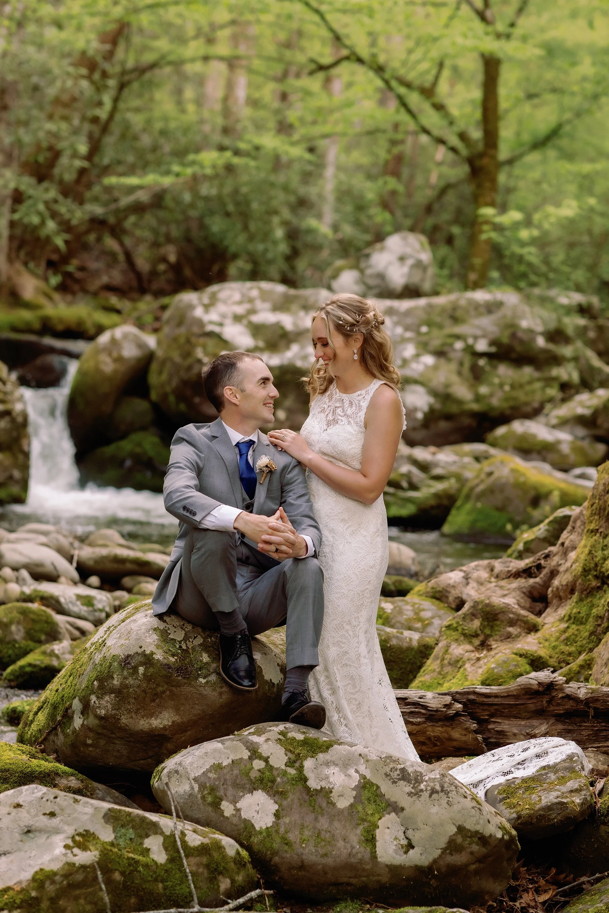 5-reasons-to-elope-to-gatlinburg-6.jpg
