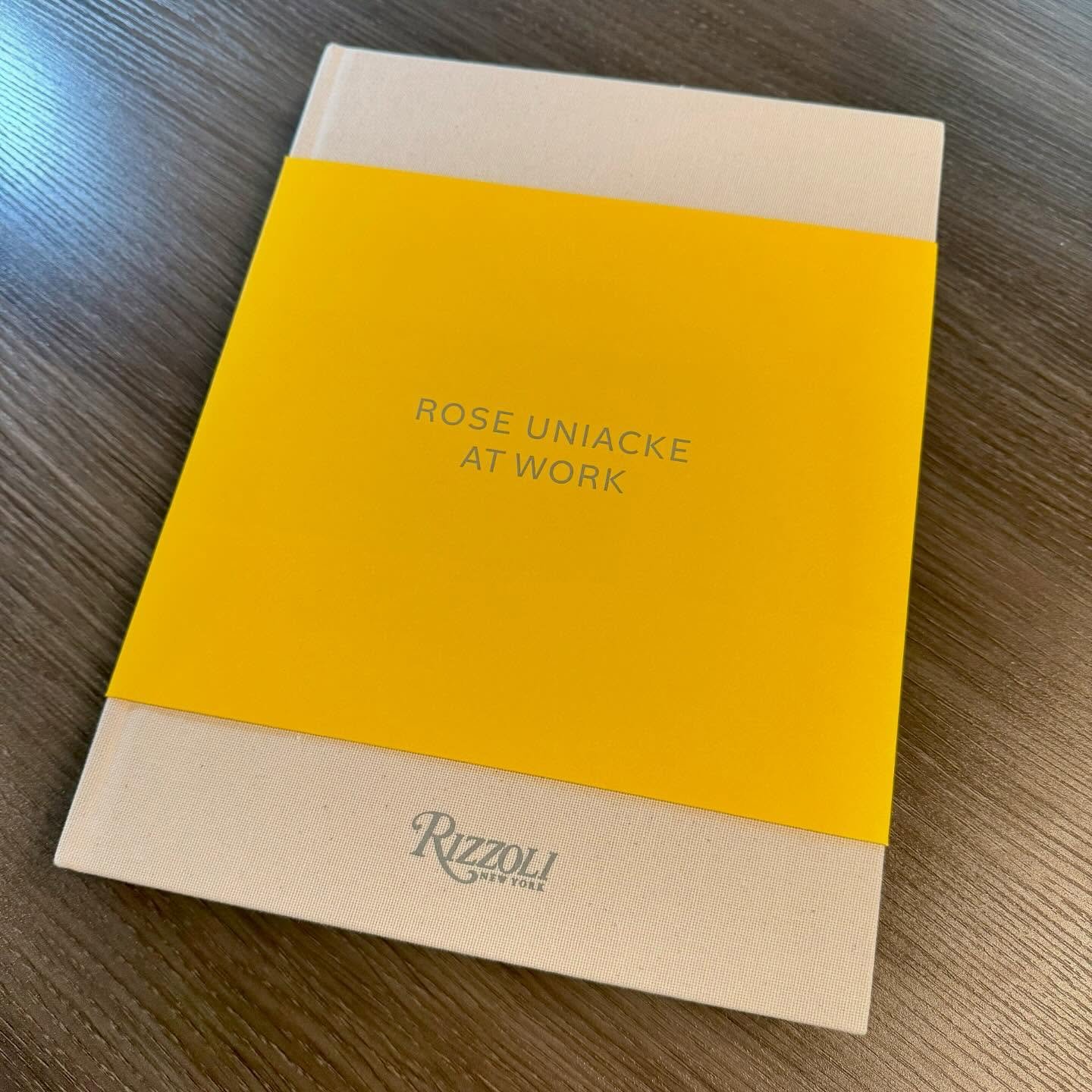 recently acquired
#roseuniacke
#rizzolibooks 
#designbook