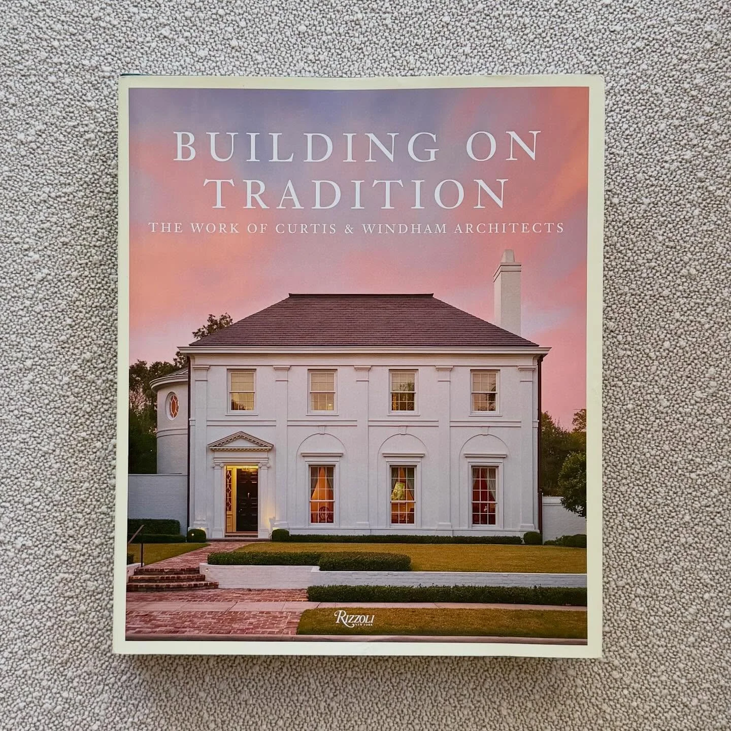 recently acquired. thanks for the recommendation @alauberdesign 
#architecturebooks