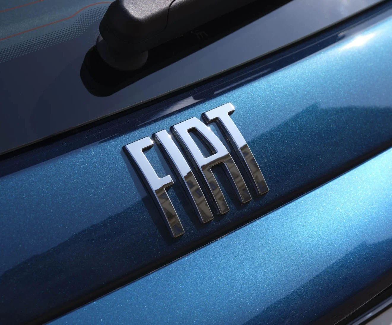 2026-600-petrol-fiat-6hv0neeedrc0tu2dd3unwp9.jpeg