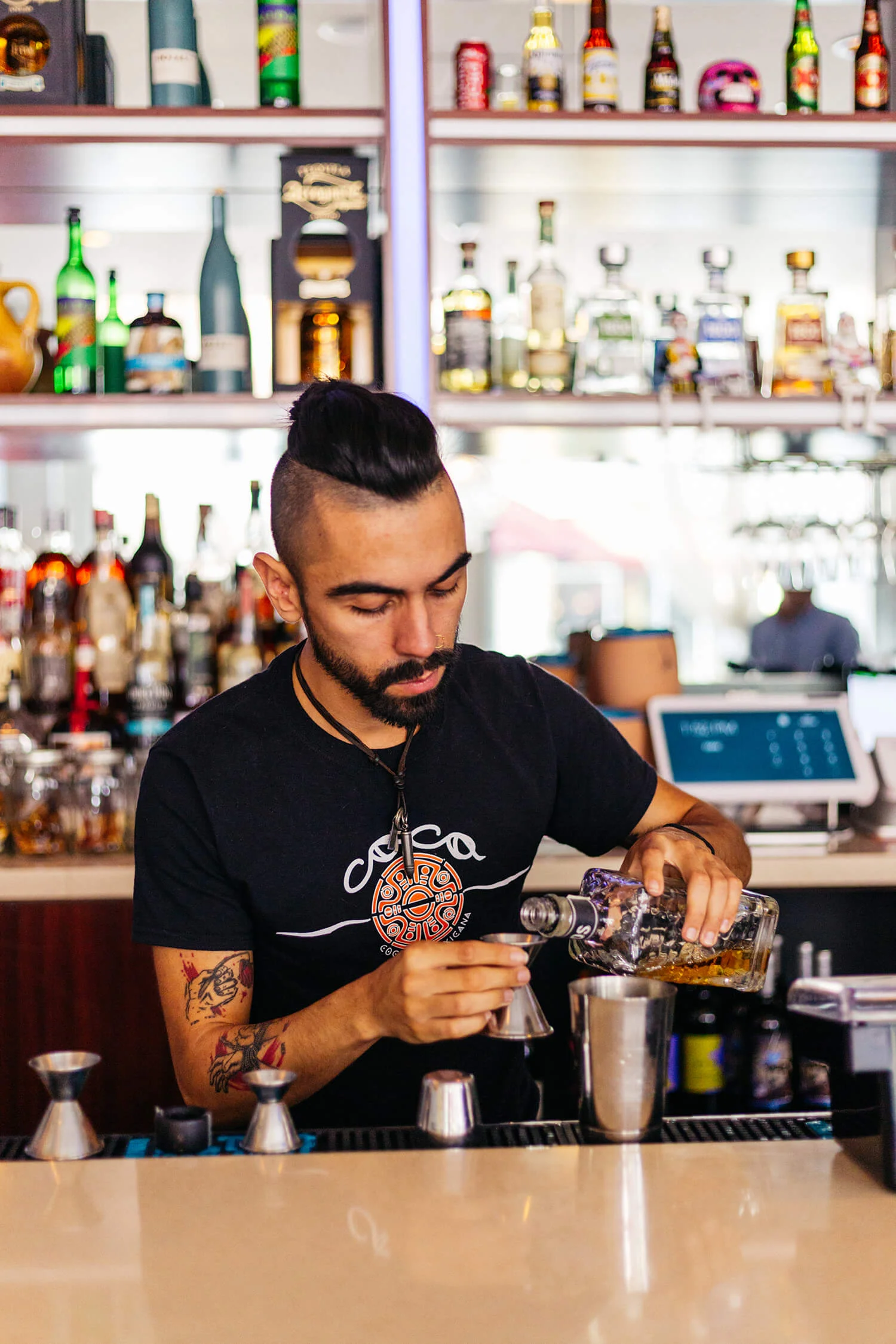 bartender1.jpg