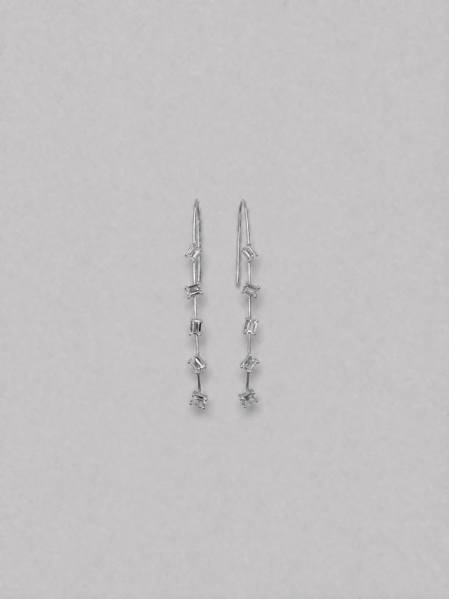 Dewy Jaunt Earrings Silver.png