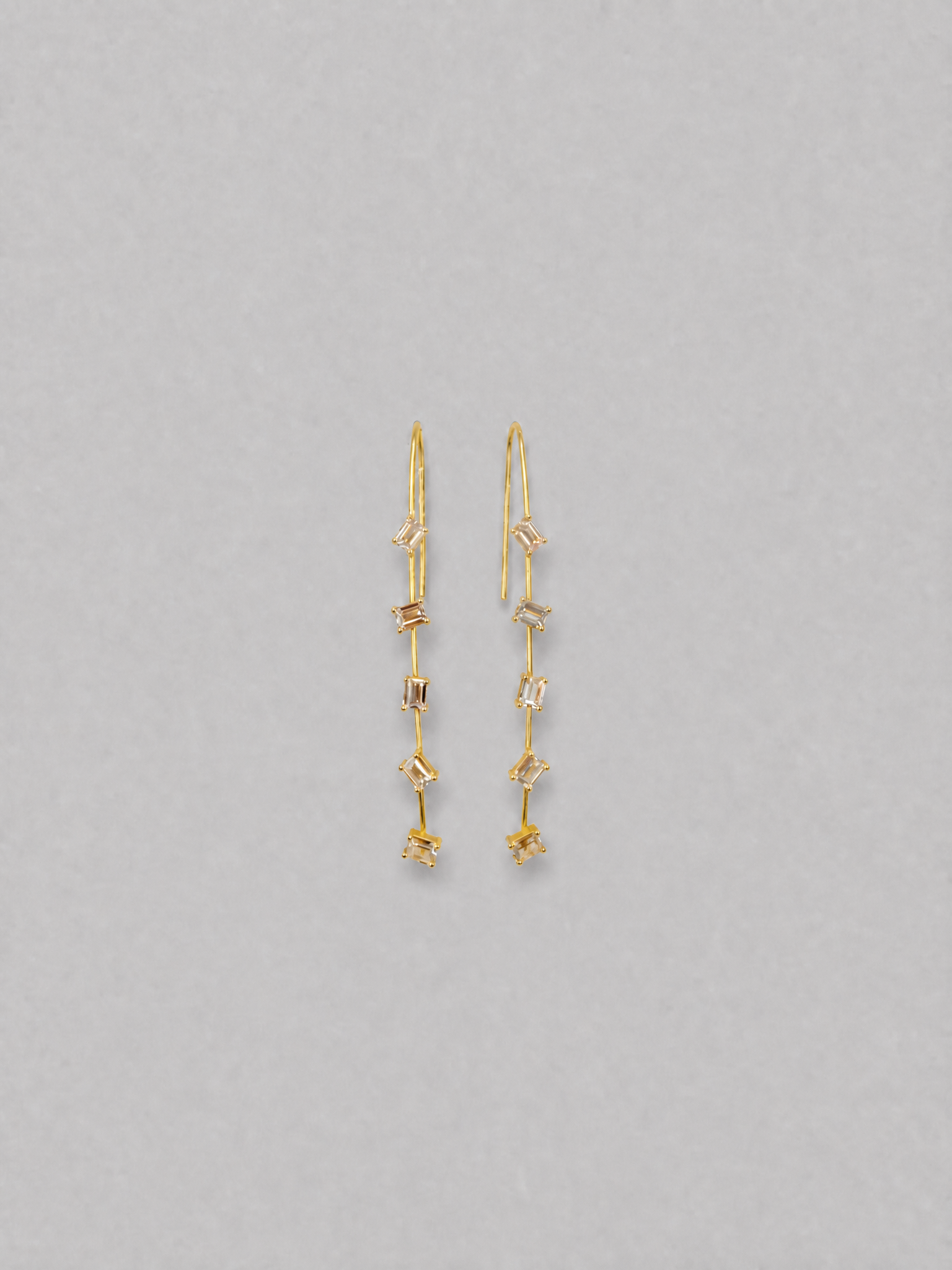 Dewy Jaunt Earrings Gold.png
