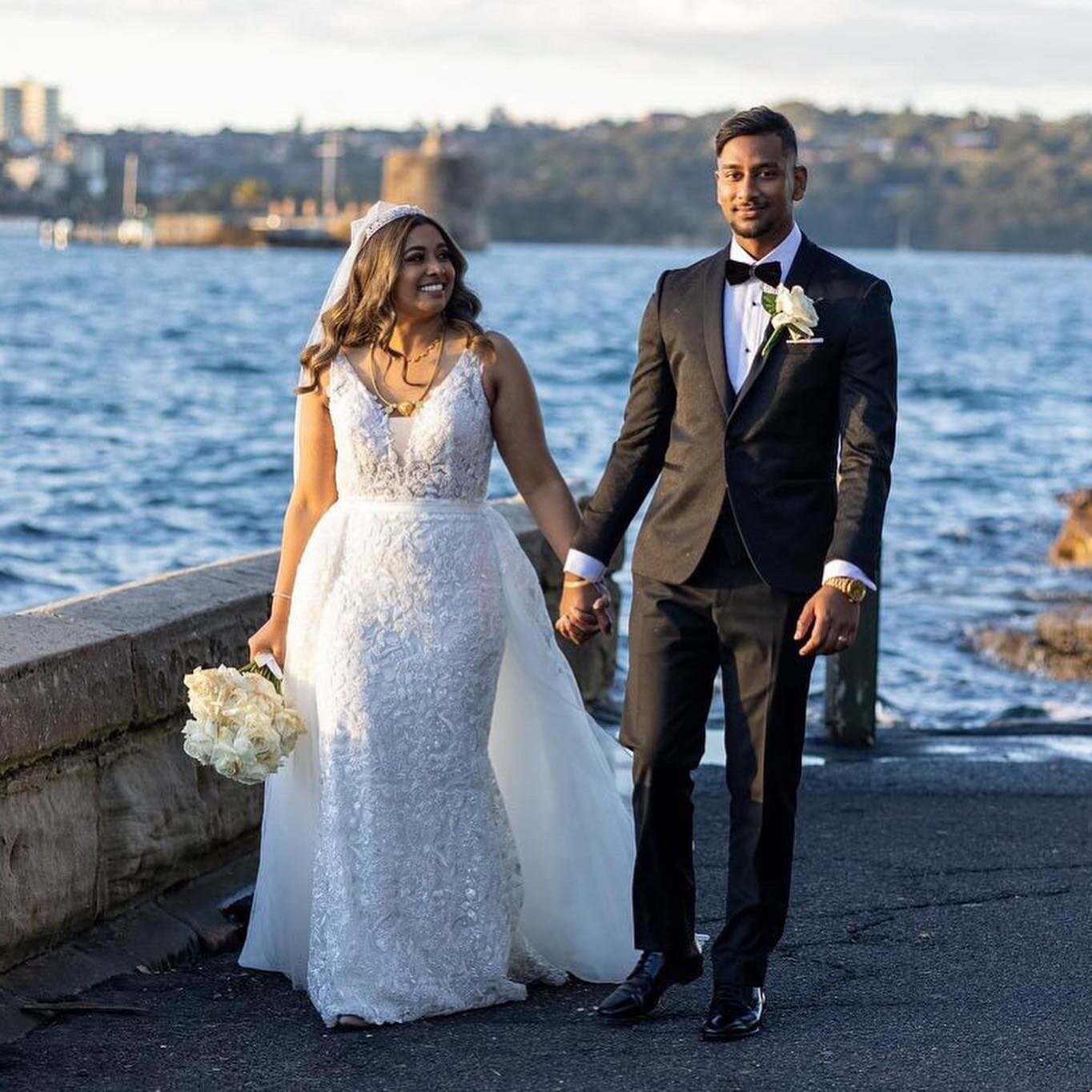 || ANNE + SEAN ||
Nailing their wedding day with the best of the best!
Dazzling in custom couture @brides_in_love 
🕍 @stmaryscathedralsydney 
📸 @sydneyweddingalankhan 
On @sydneyharbour 
💐 @crazyaboutflowers 
Venue @le_montage_ 
Congratulations🥂?