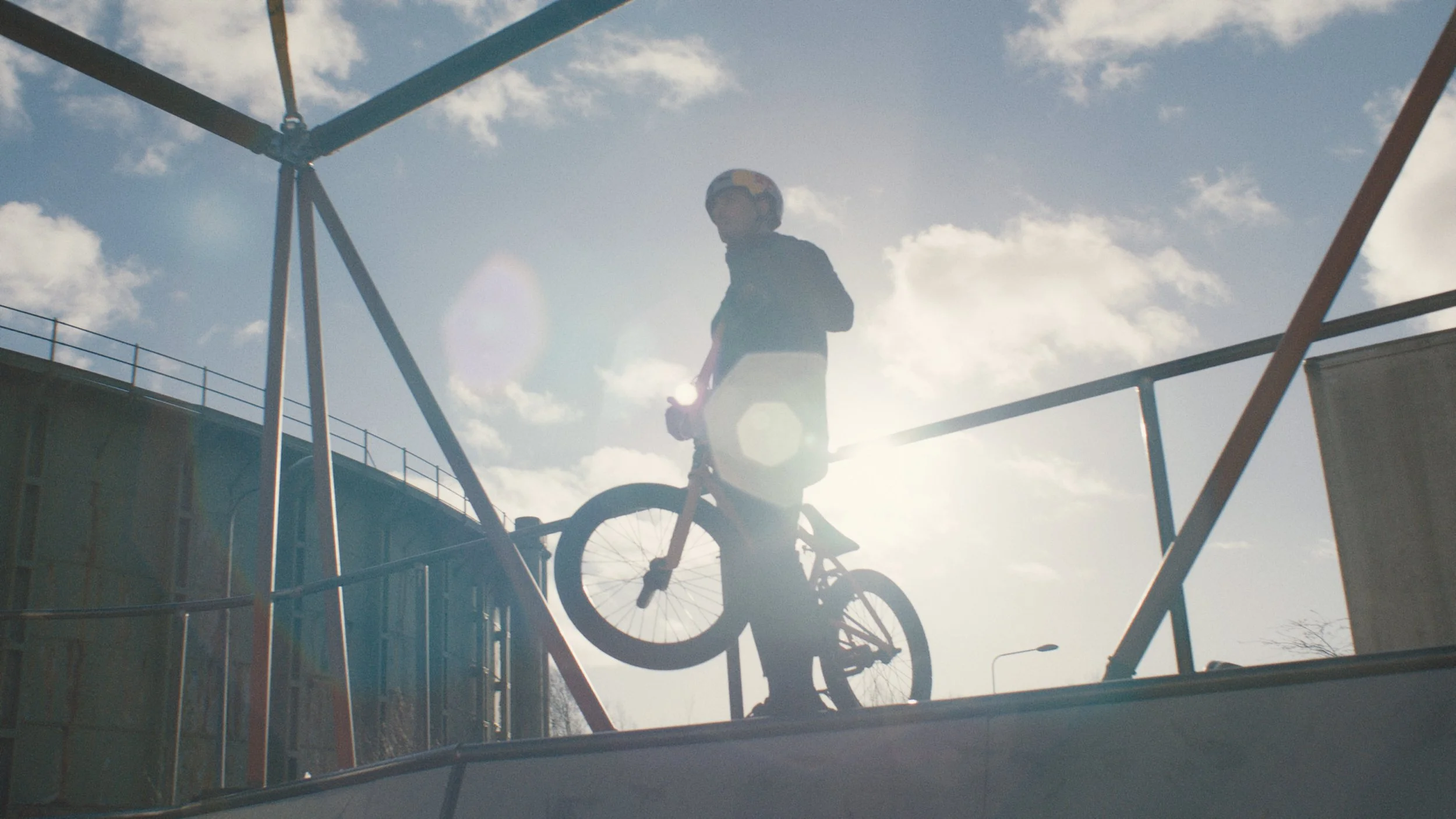 DLD_RIDE_MASTER_GRADE_PRO_RES4444_CLEAN.mov.00_25_21_01.jpg