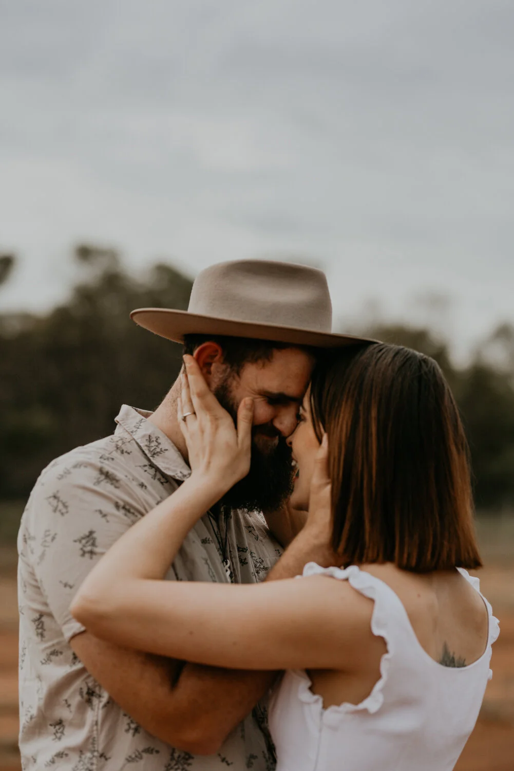 gold coast couples engagement photographer