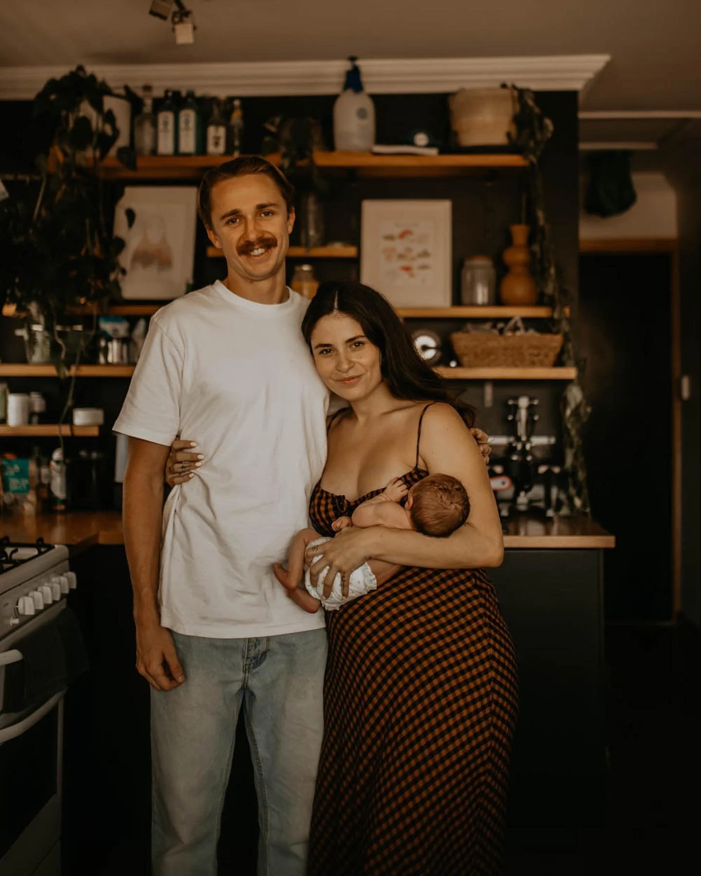 Welcome to the world baby Fletcher 🖤
At home newborn sessions have to be one of my favourites kinds of sessions. The relaxed and laidback vibes. The cocooned warmth of the home. It really brings that wholesome feeling to the images.
They are sure to