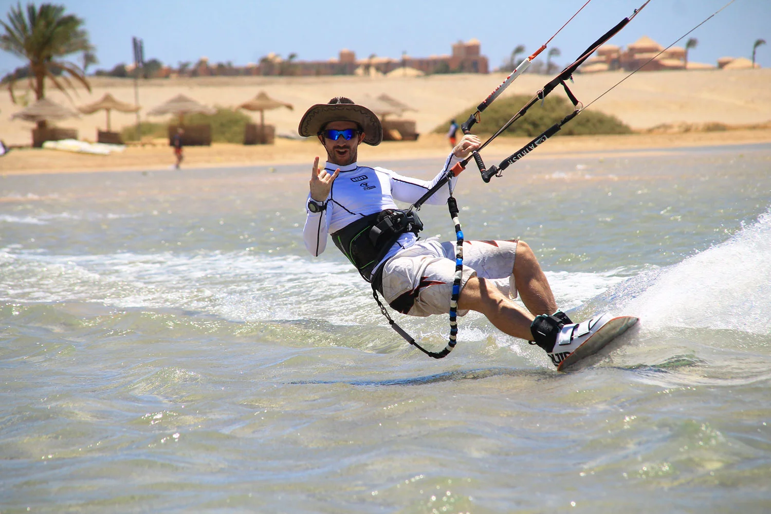 1.-Relaxing-Fun-Kitesurfing-coaching-holiday.jpg