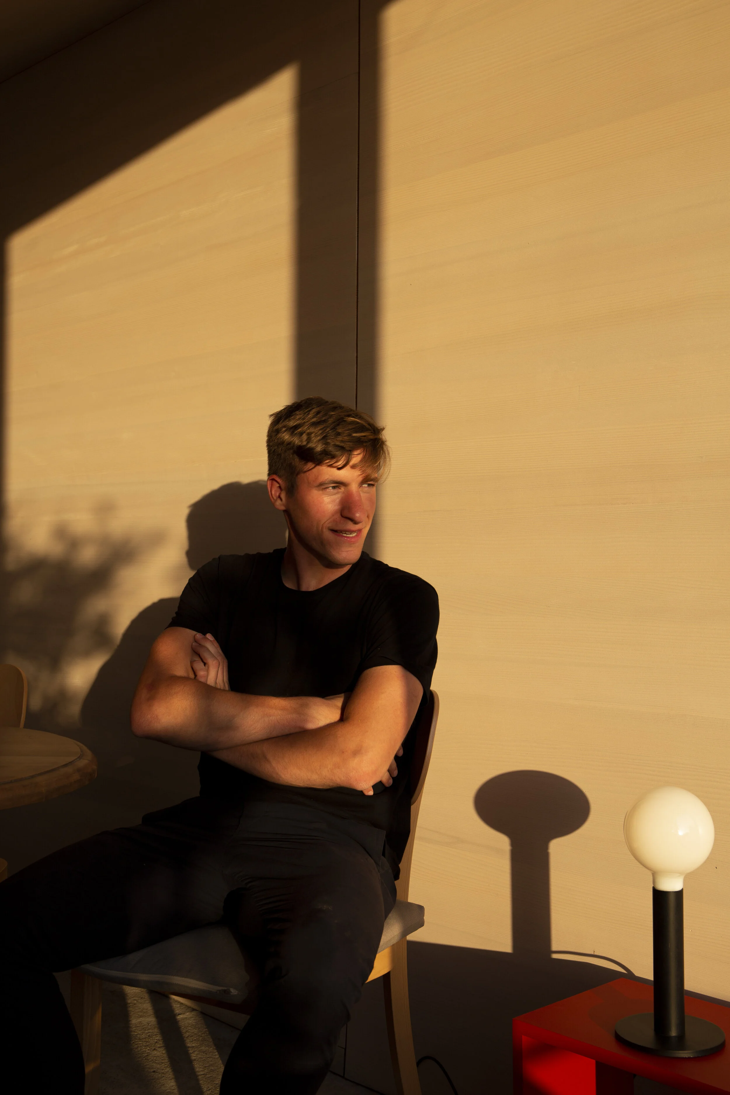 Über den Gründer von Eins und Viele