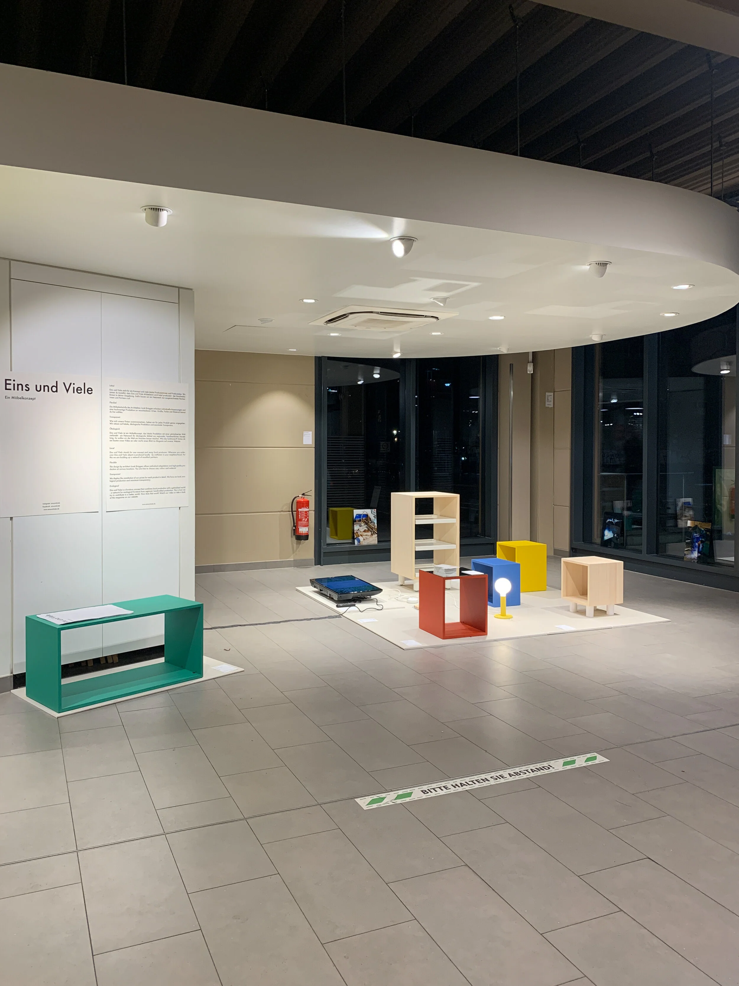 Eins und Viele in der BioCompany in Berlin