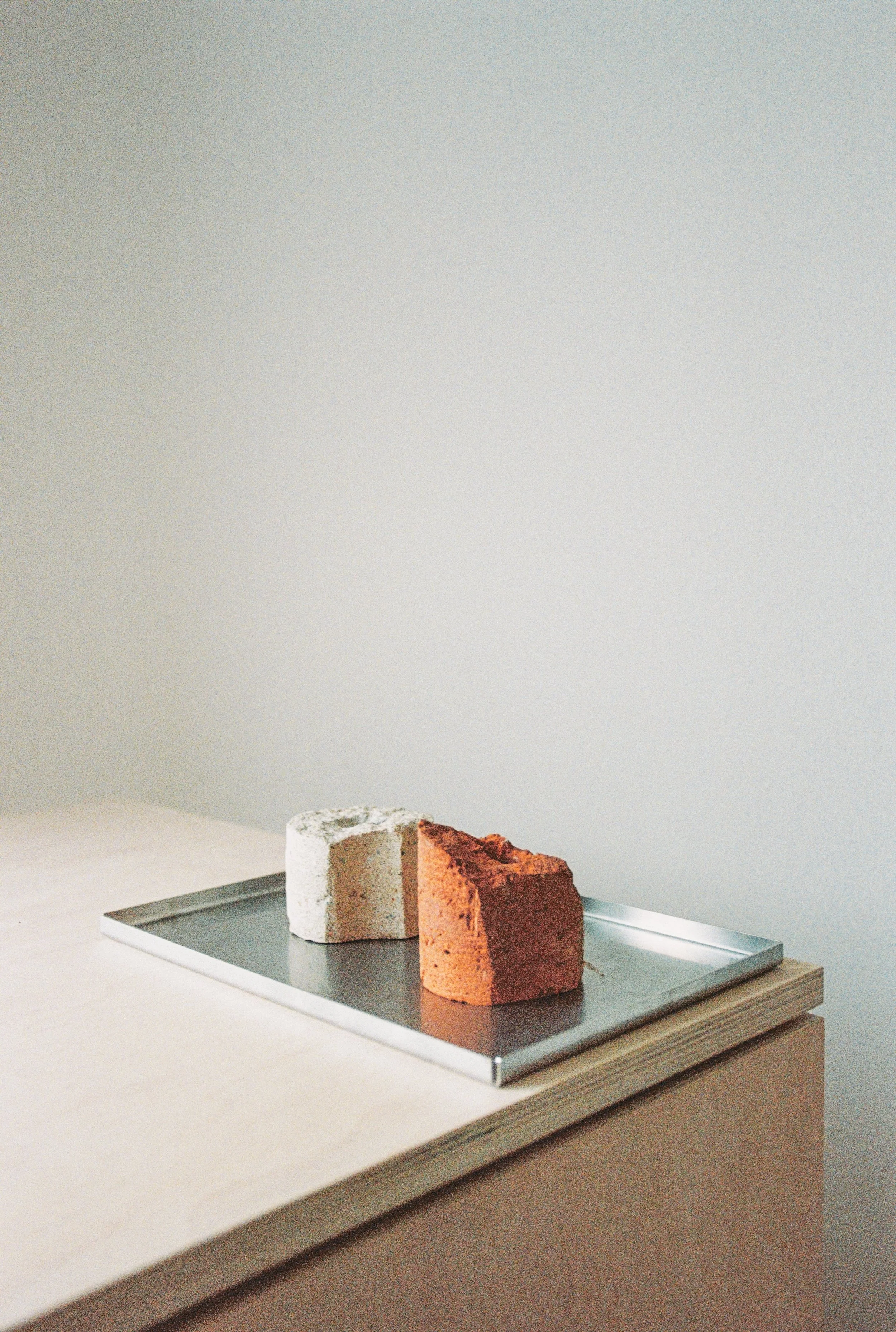 Anne_Schwalbe__undjb_Verwalterinnenhaus_1991_03_analog.jpeg