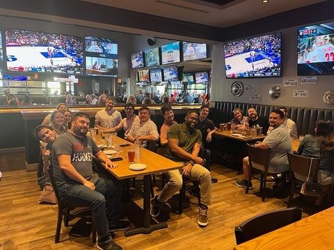 Part of our team got together on Thursday evening for a little happy hour at boomerjacks! We even got to see some old faces 😊

 #alwaysapartofthefamily 
#happyhour #allentx #crossarchitects #multifamily #commercial #friends #coworkers #boomerjacks #