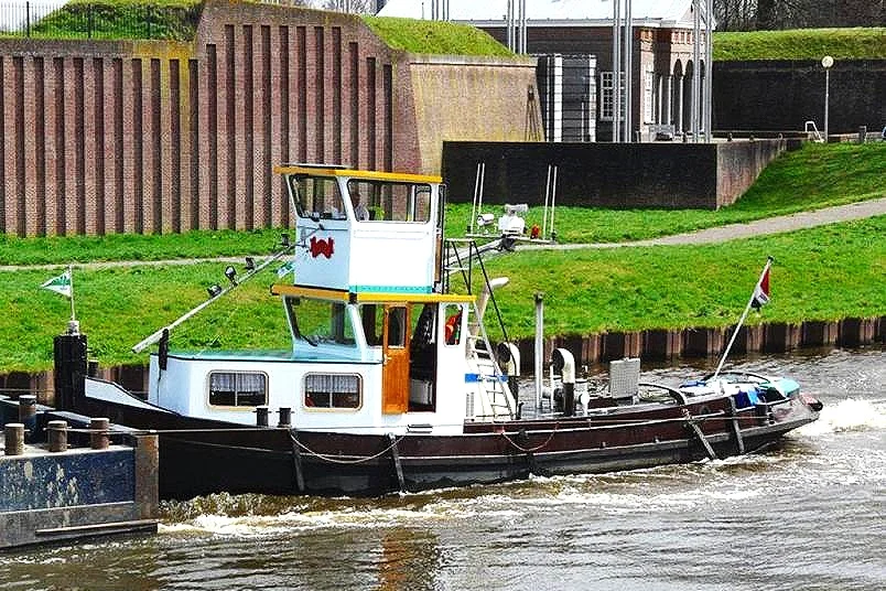Willem_sleepboot.jpg