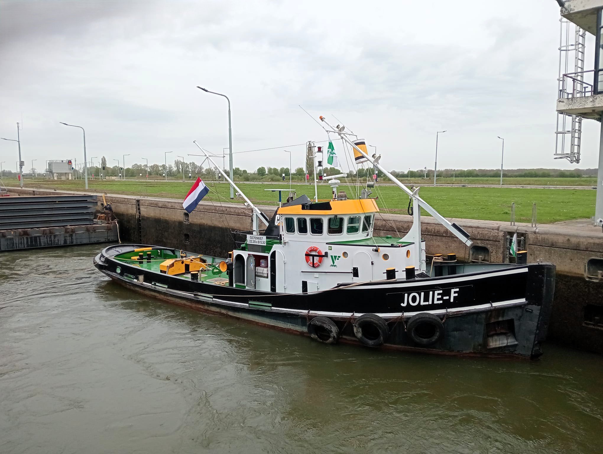 Sleepboot Jolie-F