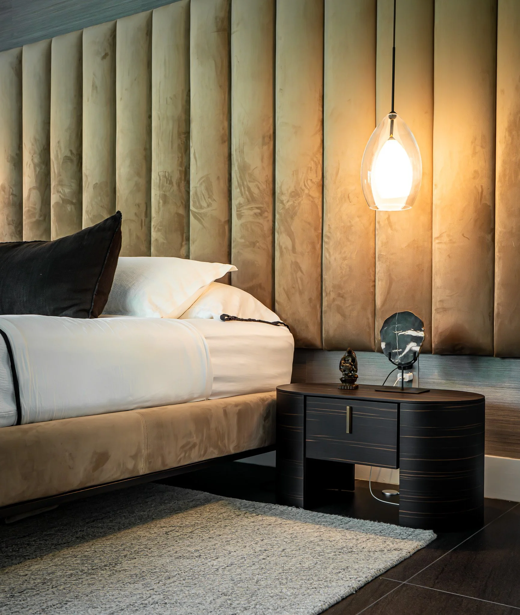 Modern bedroom Design in Miami by Verday Design Studio.jpg