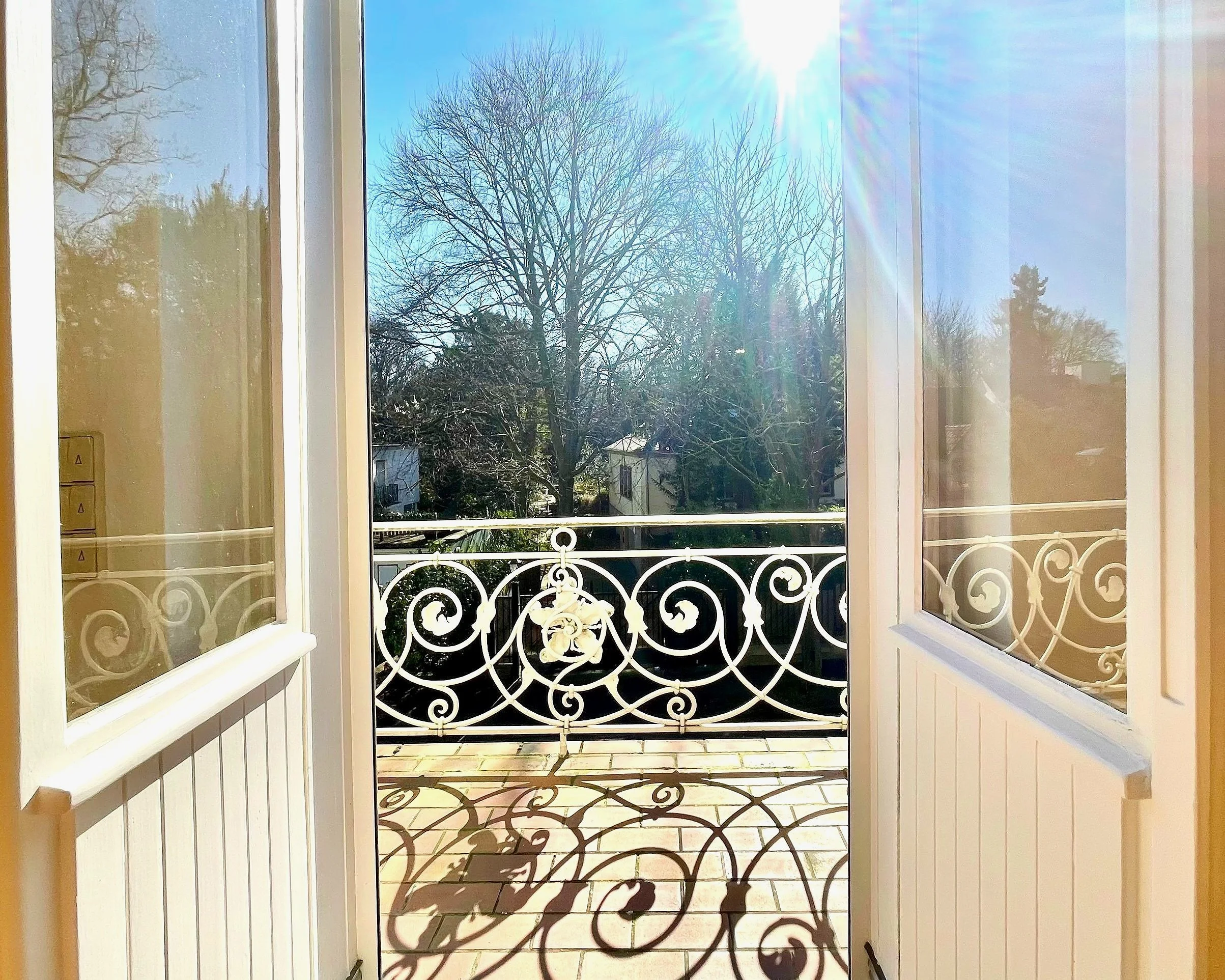 VERMIETET Köln-Marienburg