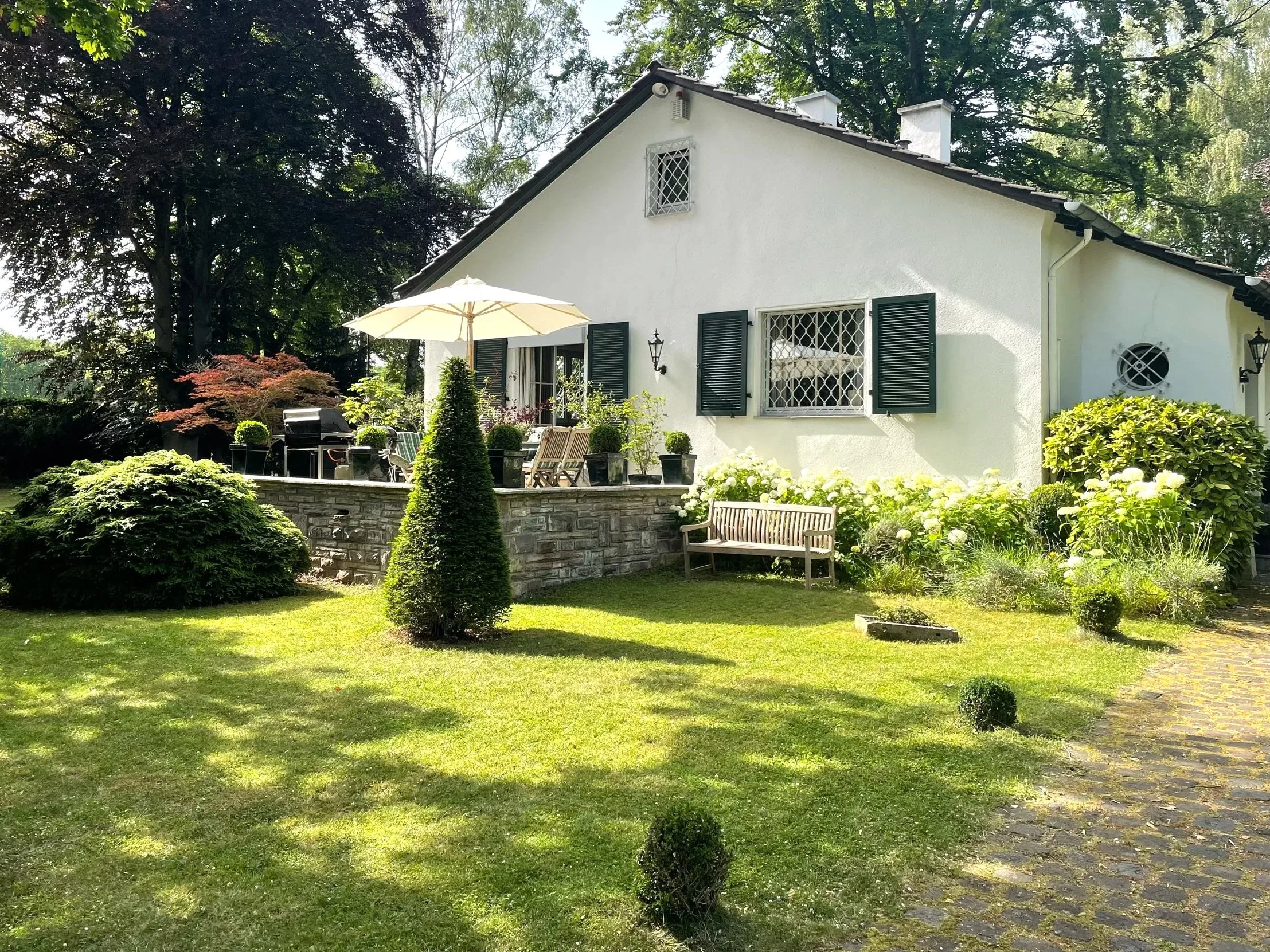 KAUF - Köln-Hahnwald