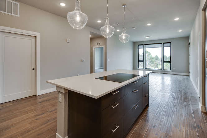 6619 E Lowry Blvd 306 Unit 306-small-008-020-Kitchen 5-666x444-72dpi.jpg