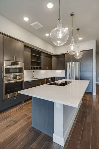 6619 E Lowry Blvd 306 Unit 306-small-012-044-KitchenDetails3 RET-334x500-72dpi.jpg
