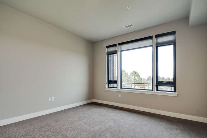 6619 E Lowry Blvd 306 Unit 306-small-026-031-Master Suite22-666x444-72dpi.jpg