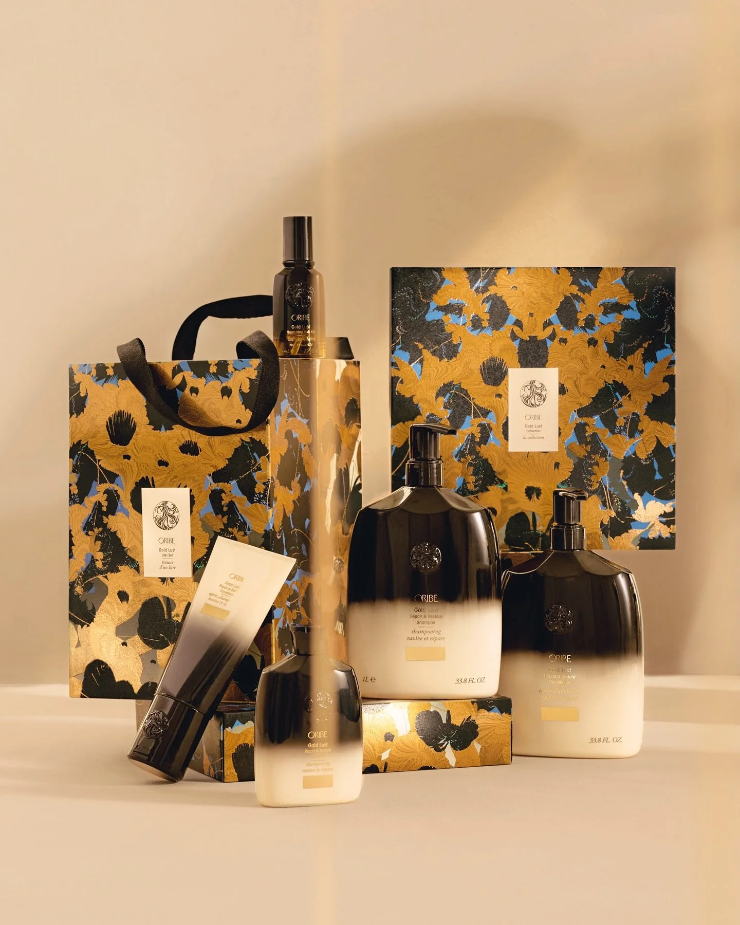 Oribe&rsquo;s Holiday Gift Box is officially here &mdash; perfect for them, even better for you 🫶🏼 

The Oribe Holiday Gift Box features designs by Kustaa Saksi @kustaasaksi &mdash; a visionary artist who explores geometry, collage, fractals, and s