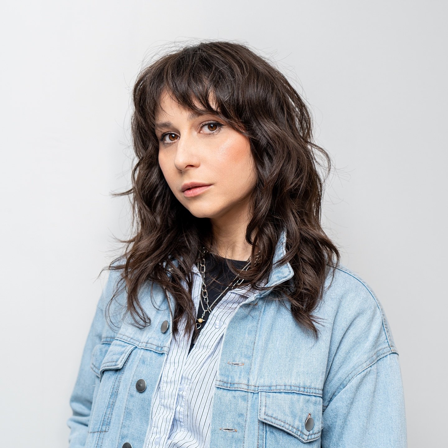 Razor-cut texture bringing all the movement ✂️🔥

Contact: 
604.738.7713
southgranville@sukis.com
3157 Granville Street
Vancouver, V6H 3K1

HOURS 
Sunday: 8:30AM - 6:30 PM
Monday: 9am - 6:30pm
Tuesday: 8AM - 7PM
Wednesday: 8AM - 6:30PM
Thursday - Sat