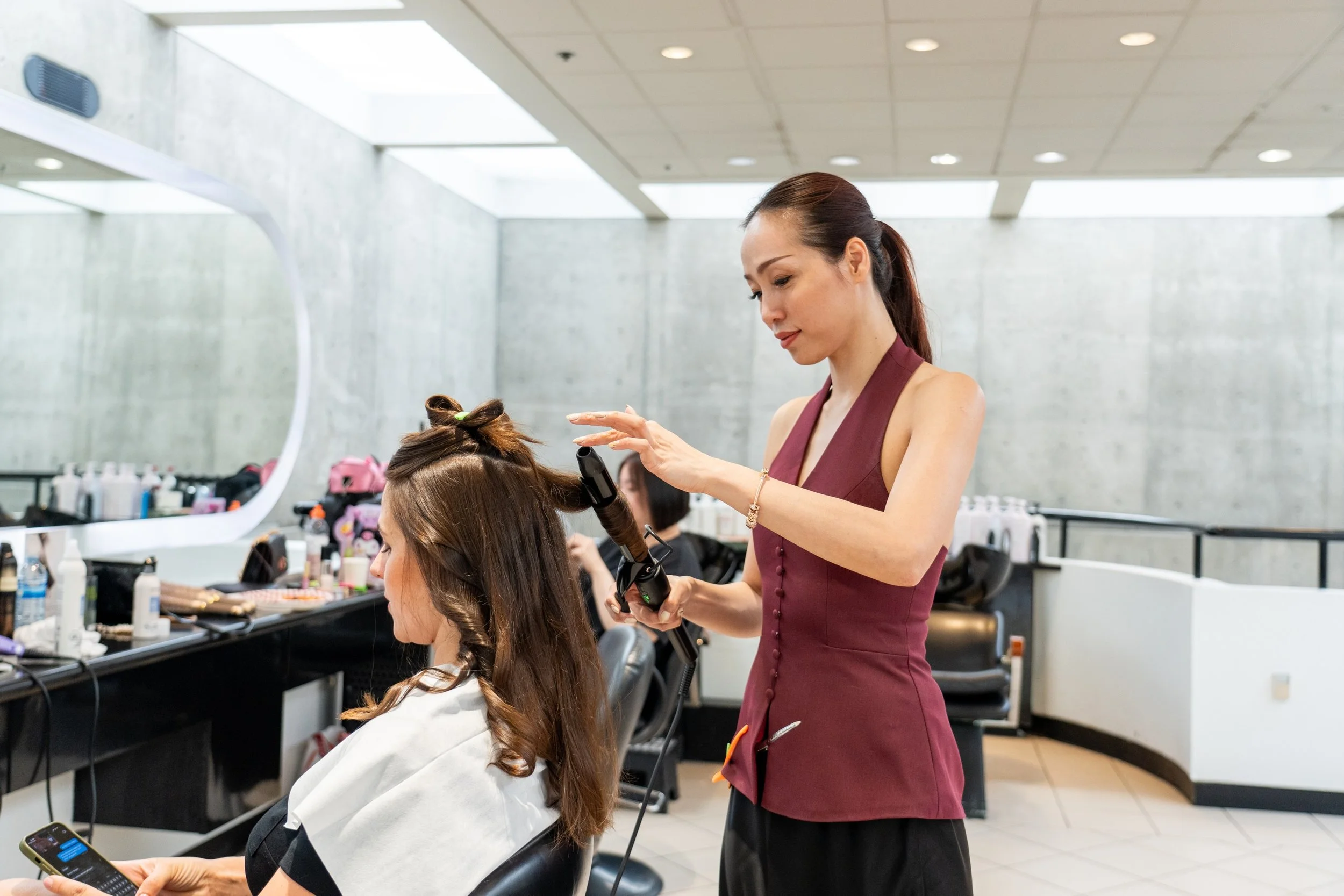 Let&rsquo;s hear it for Minh! 👏✨ We are so incredibly proud to announce that @hairbyminh.vancouver has officially graduated to a New Talent Stylist 🫶🏼

The dedication, precision, and passion shown throughout our rigorous training program have been
