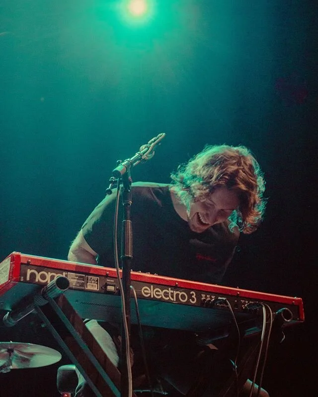 starting off the new year the right way with some @deanlewismusic !! // shot at @acllive for @tonguetiedmag