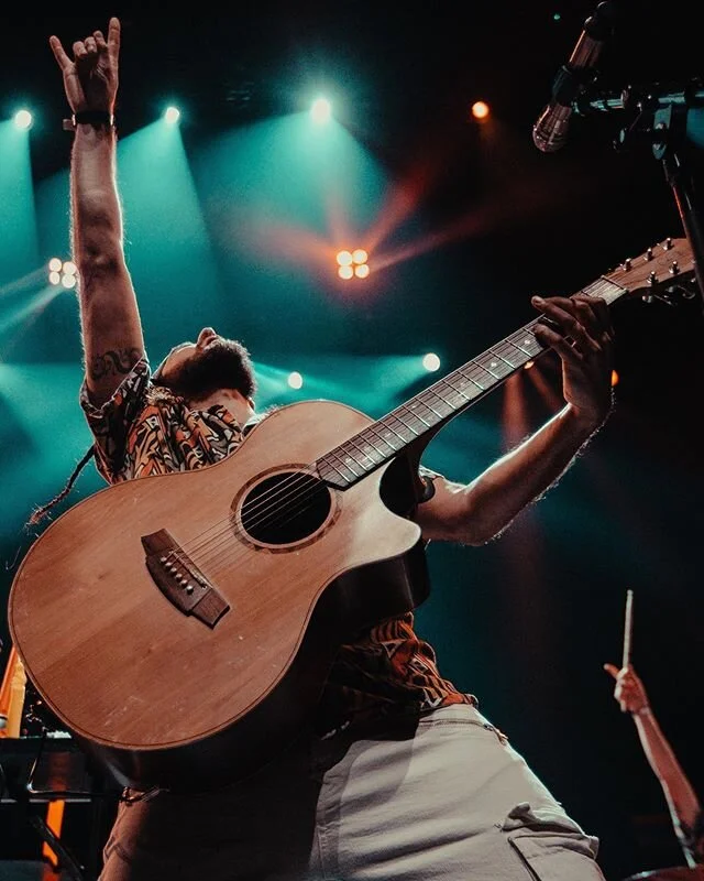 i&rsquo;m going to be posting photos from this show for the next decade and i&rsquo;m not sorry about it. haha, get it? 🤪 // @walkofftheearth shot at @acllive for @tonguetiedmag