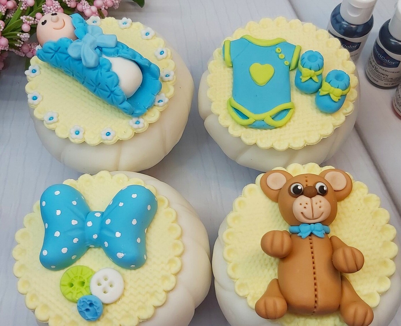 Baby shower cupcake toppers