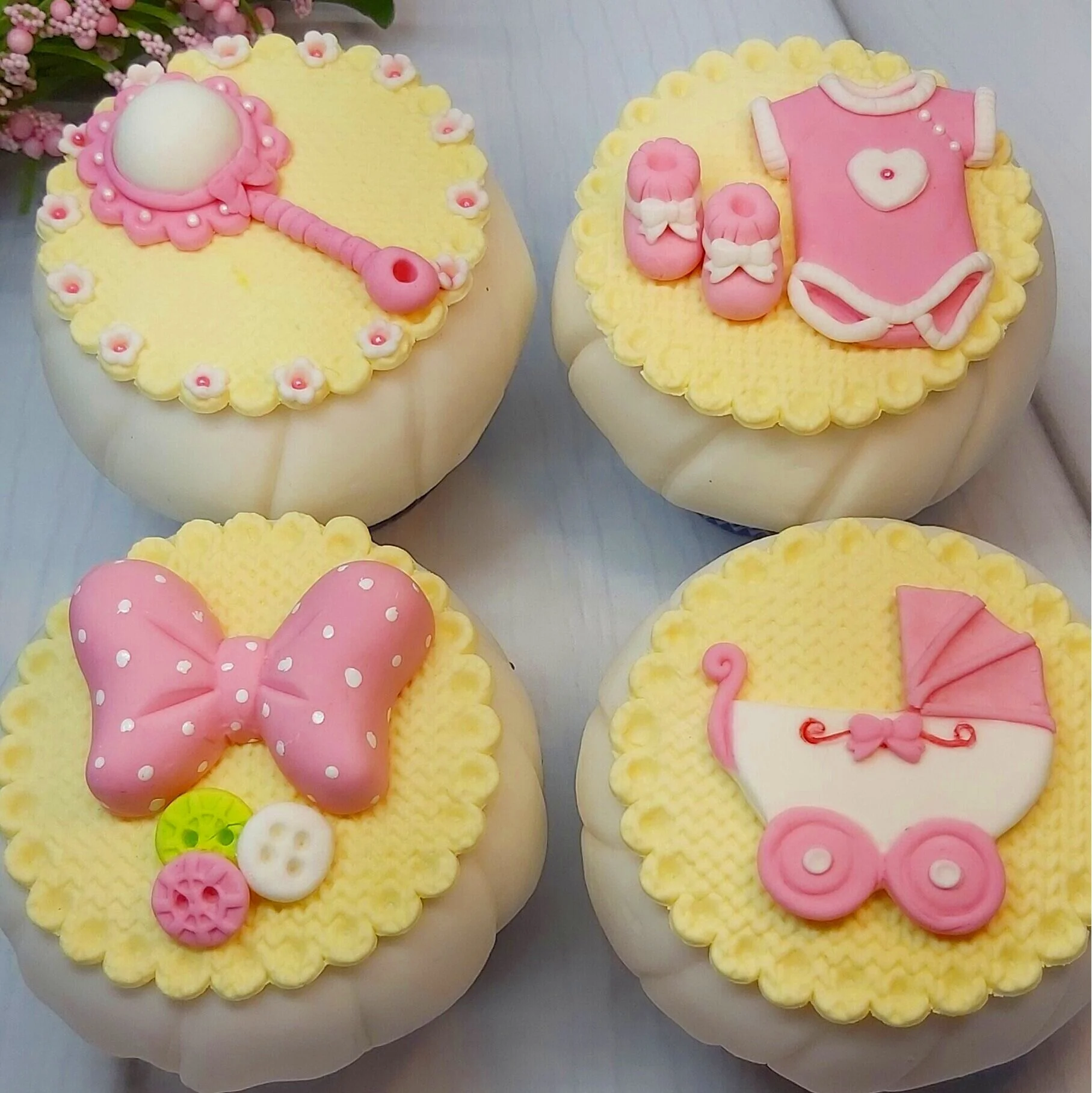 Baby shower cupcake toppers