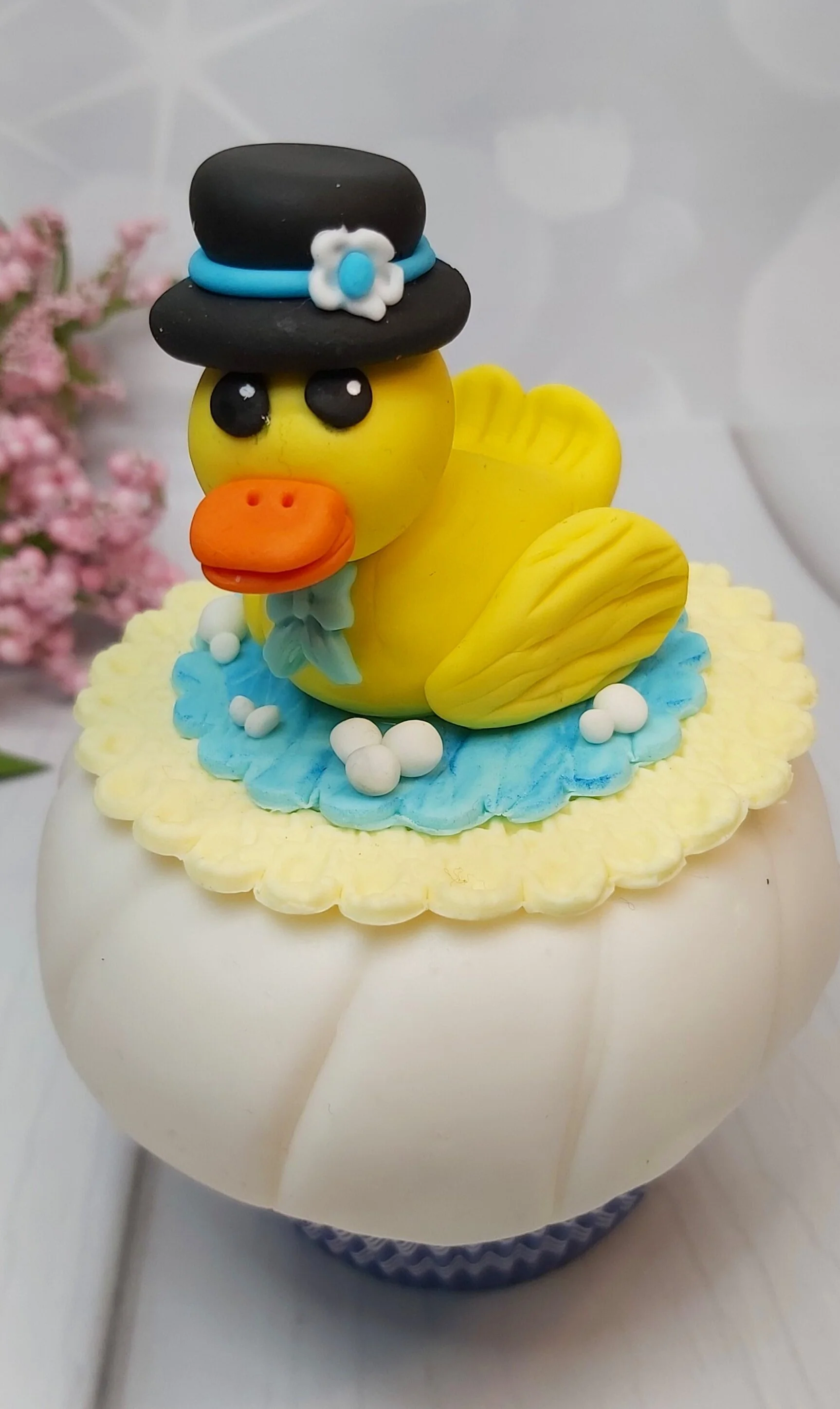 Baby shower rubber duck cupcake topper