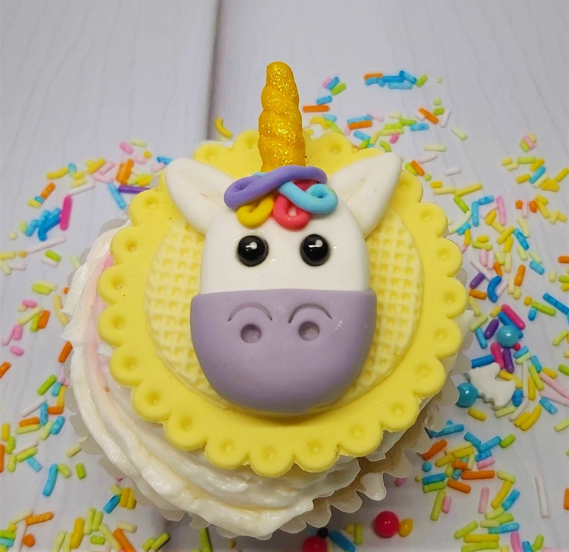 Unicorn cupcake topper