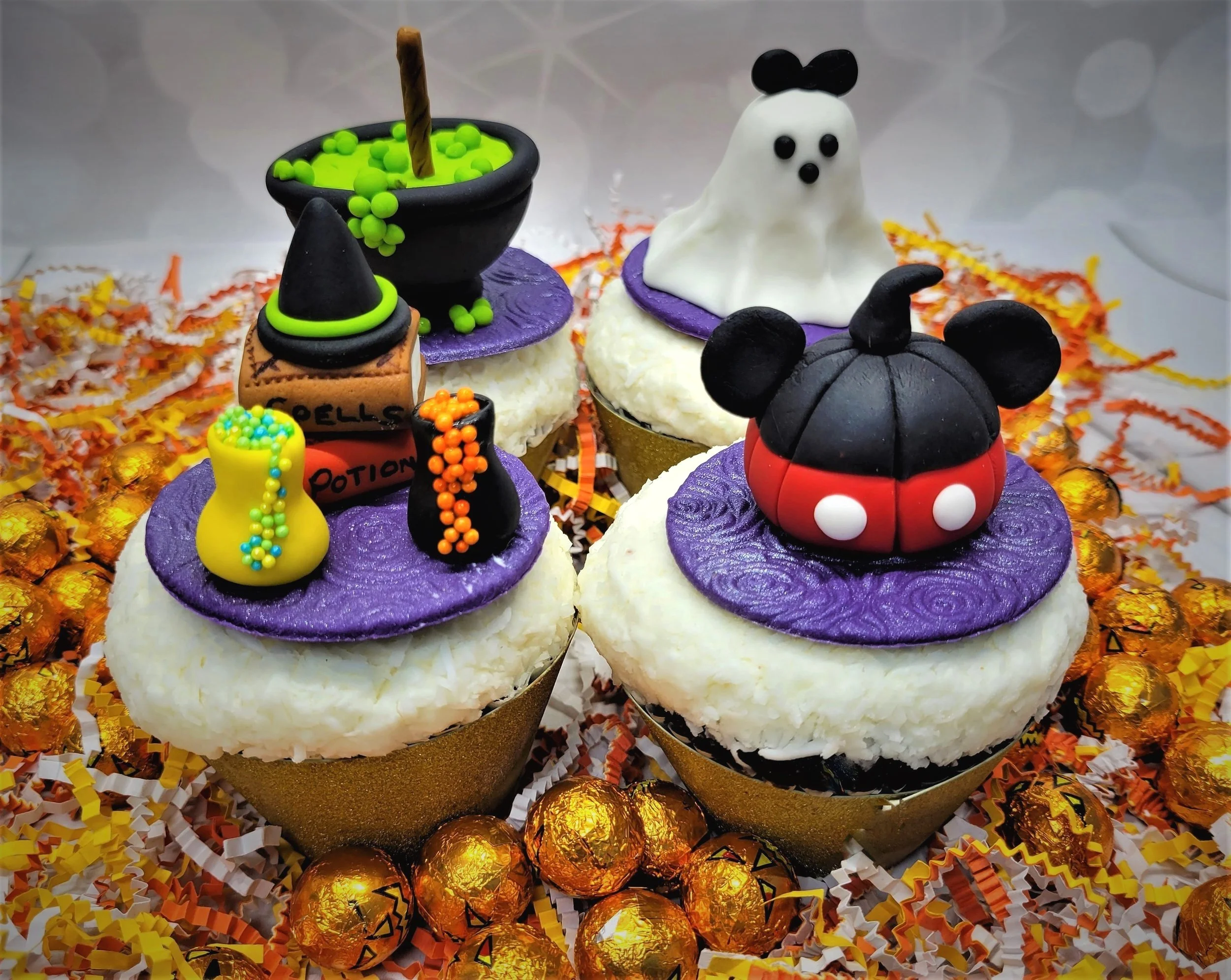Halloween cupcake toppers