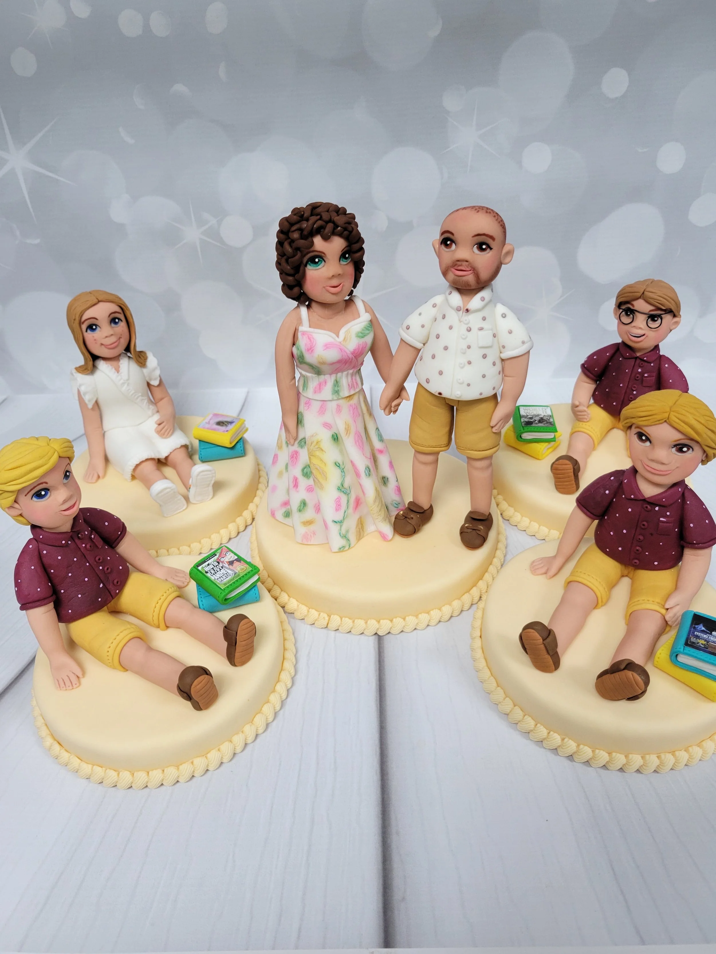 Toppers for a wedding with their children