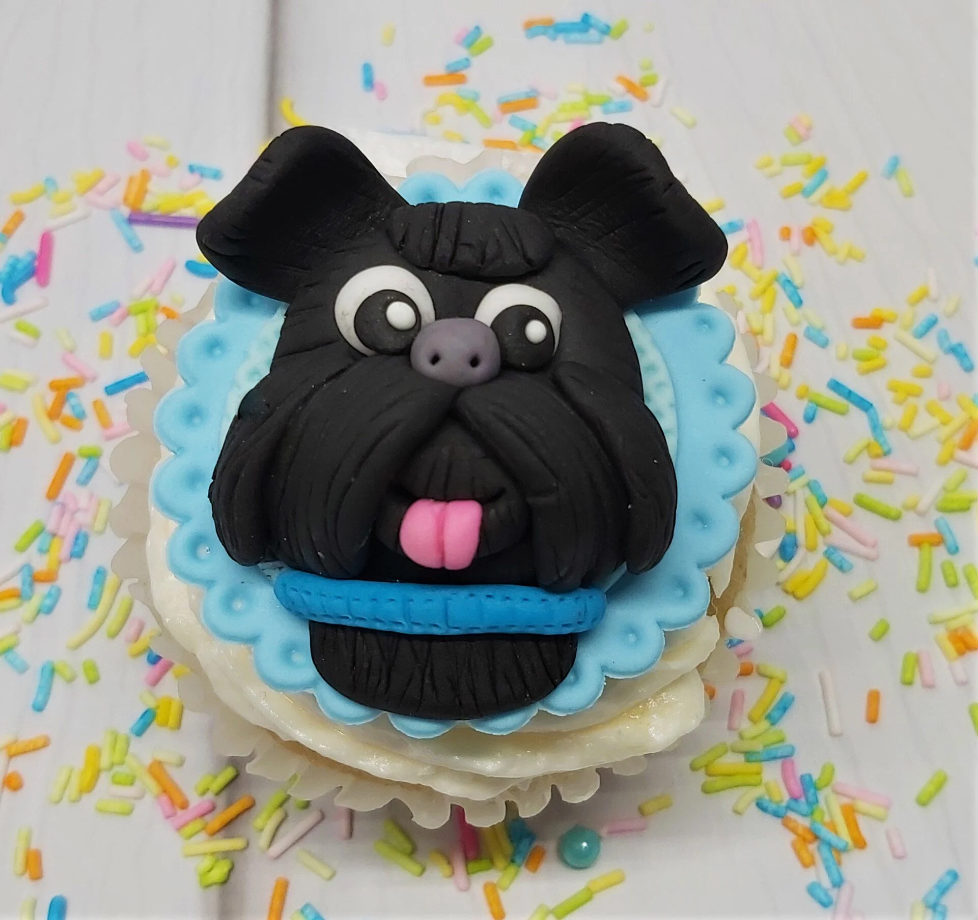 Scotty dog face cupcake topper