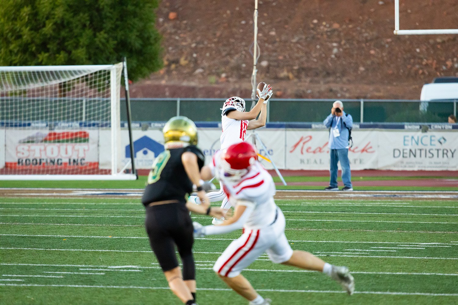 Varsity_vs_Snow_Canyon-39.jpg