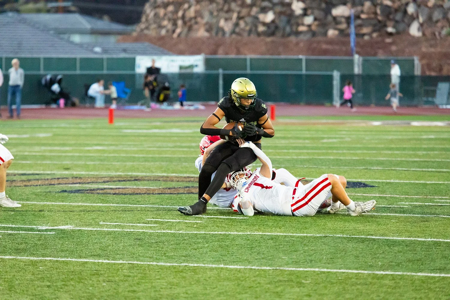 Varsity_vs_Snow_Canyon-210.jpg