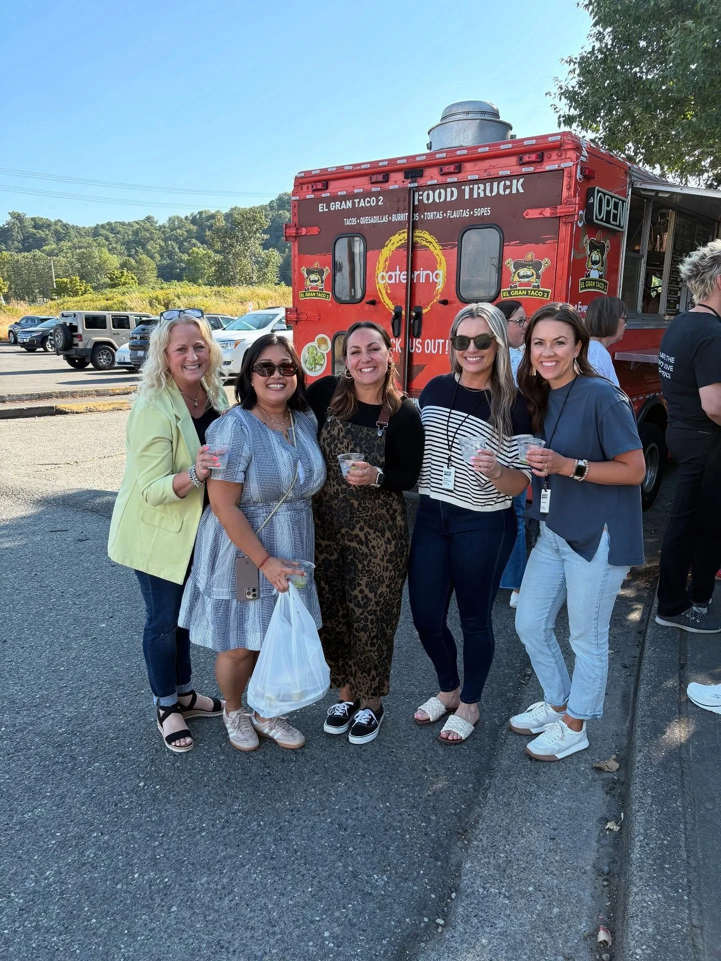 We had a blast kicking off @seattlemart market week today! With a taco truck, @simplegoodnesssisters cocktails, and an ice cream cart, we&rsquo;d say it was a pretty great first day🎉