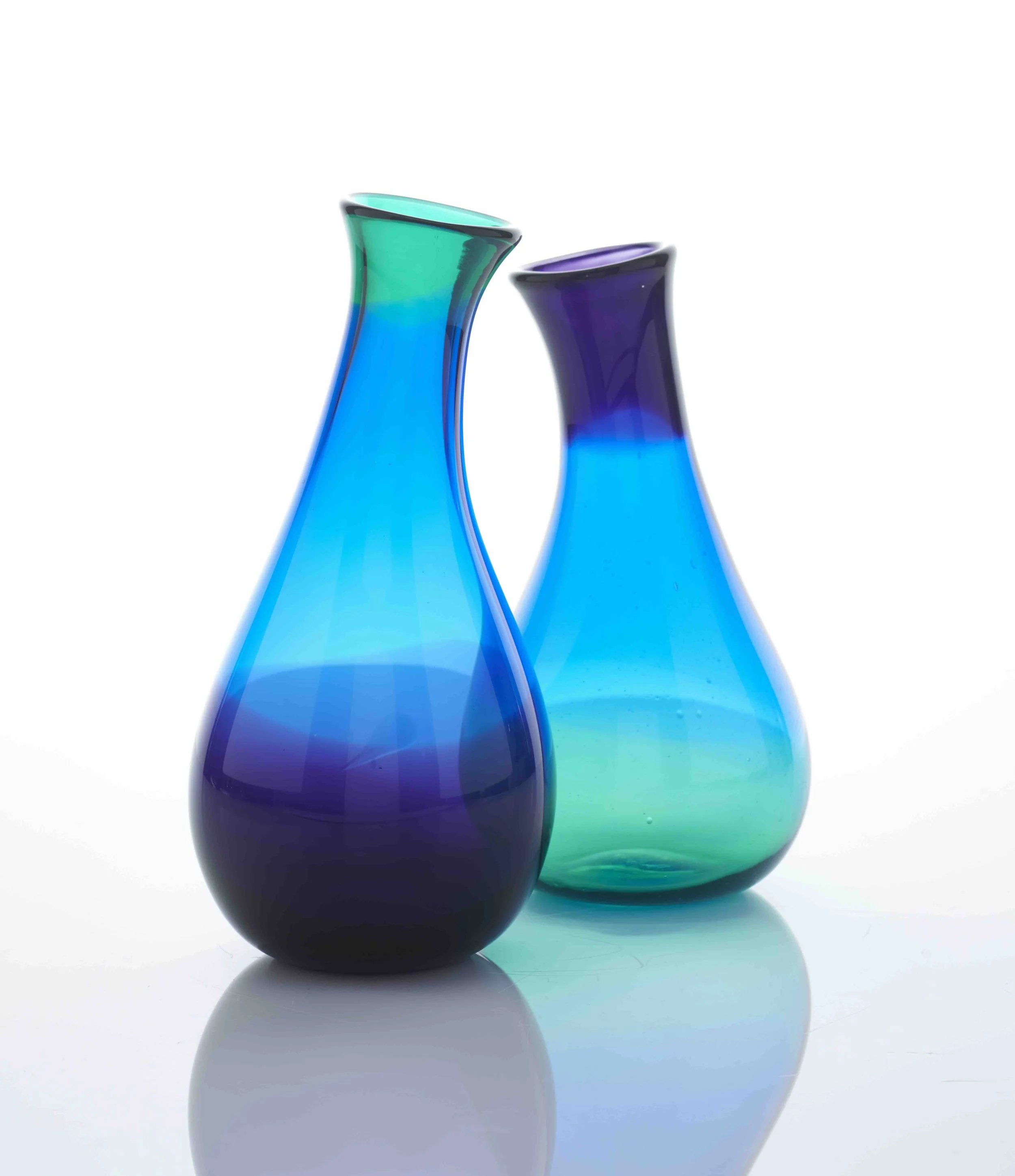 HelenTwigge-Molecey_OceanZooms_2023_BlownGlass_30x15x15cm_£295each copy.jpg