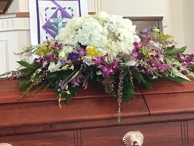 Bouquet_To_Go-Funeral_Florist_Cape_Cod2.jpg