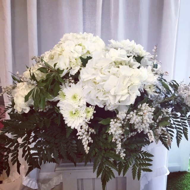 Bouquet_To_Go-Funeral_Florist_Cape_Cod4.JPG